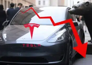 Tesla akcie